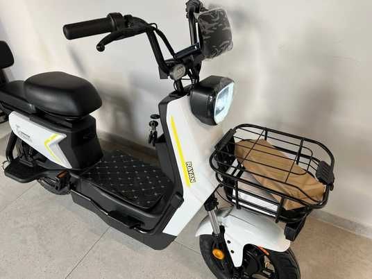 Купити Електроскутер IDemo 800W 60v 20 ah (літієвий акумулятор