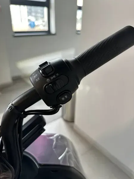 Электроскутер IDemo VoltCruise NEXT 1500W 60V/20A 6886-80 фото