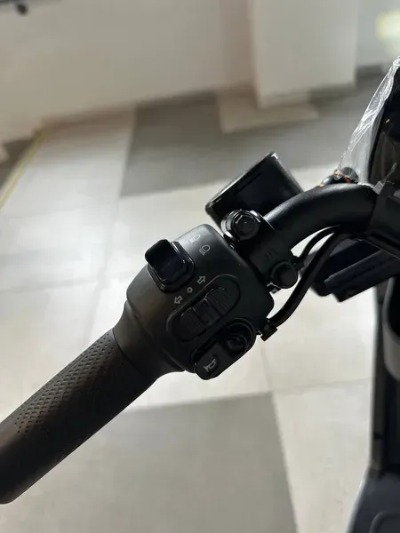 Электроскутер IDemo VoltCruise NEXT 1500W 60V/20A 6886-80 фото