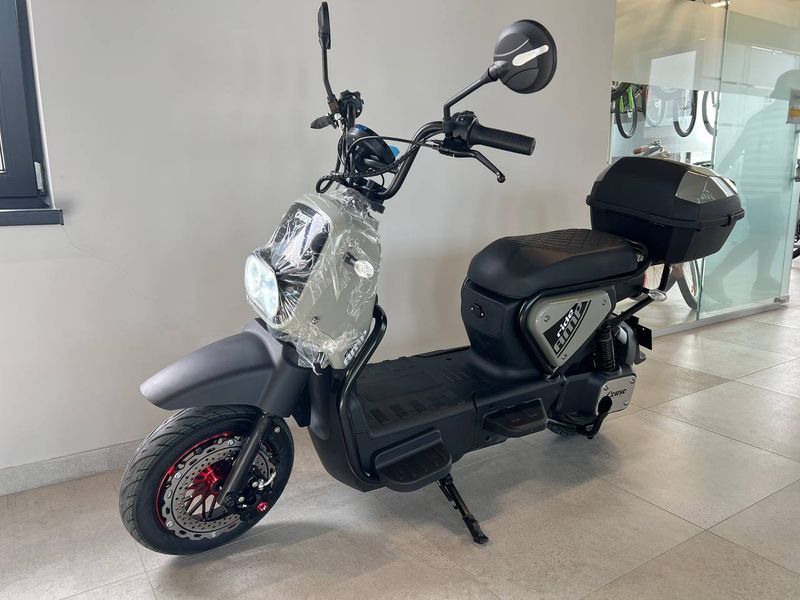 Велосипед электрический электроскутер Corso (1 двигатель 1000W, аккумулятор 72V/20Ah) Ride 36234632 фото