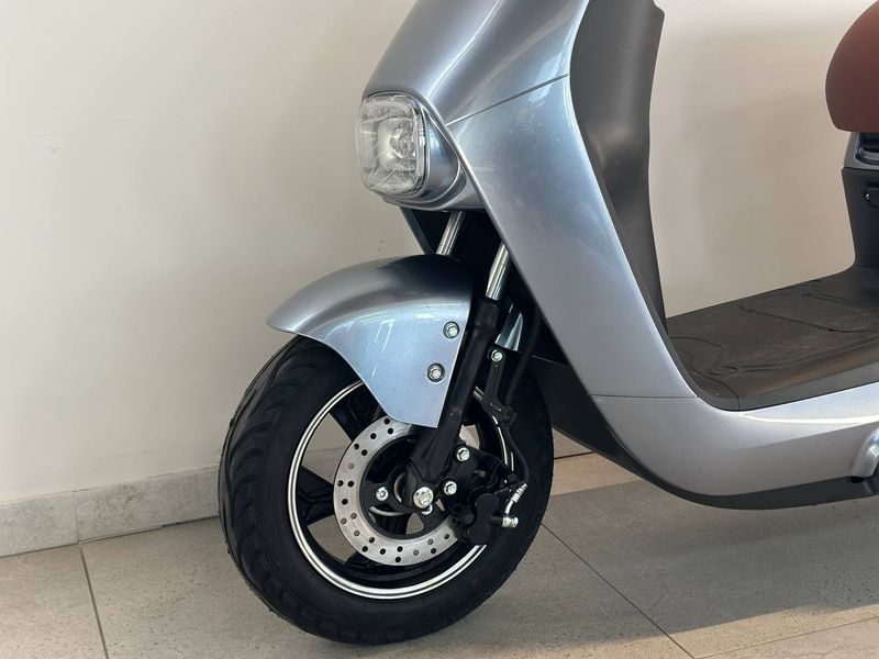 Електроскутер IDemo Pleasure Aura W80-LA 87078-7 фото