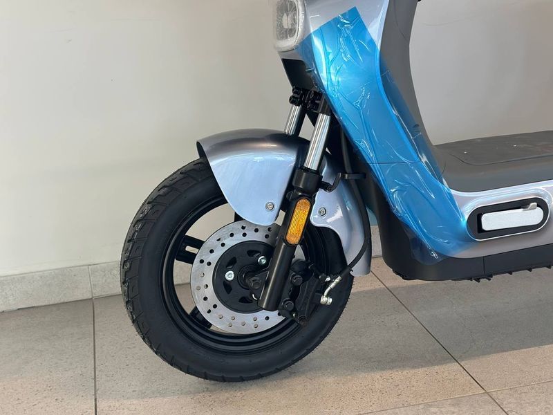 ЕЛЕКТРОСКУТЕР E-TITAN CITY 14" 48V20A 1000w СІРИЙ 43532451 фото