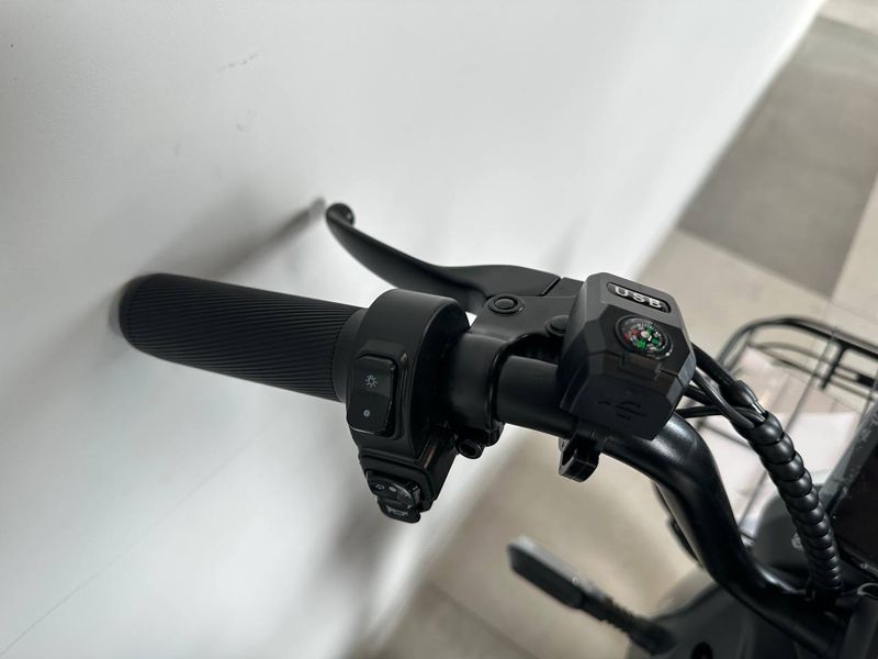 Електроскутер Crosser CR-1 60V/24AH/800W 875434 фото