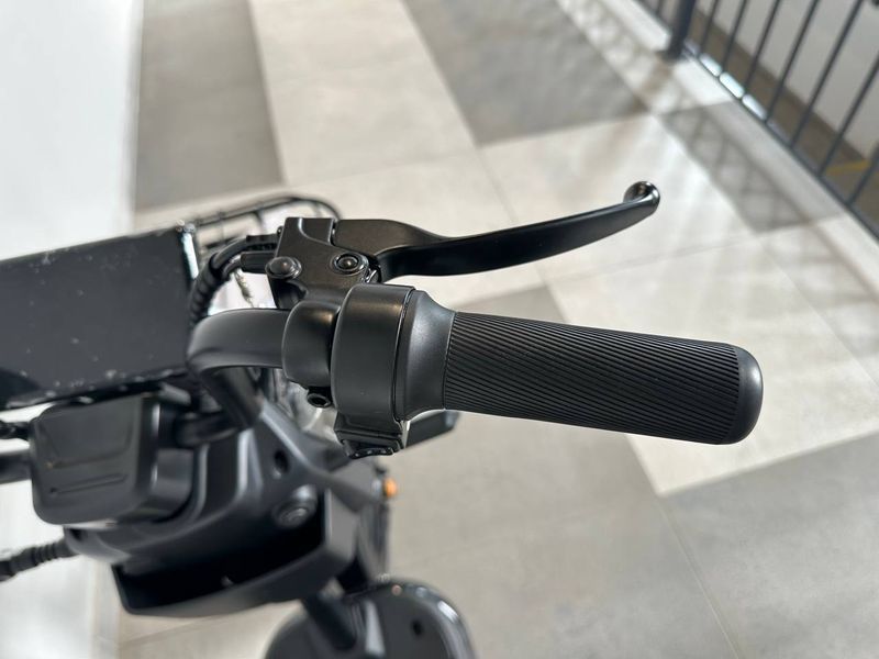 Електроскутер Crosser CR-1 60V/24AH/800W 875434 фото
