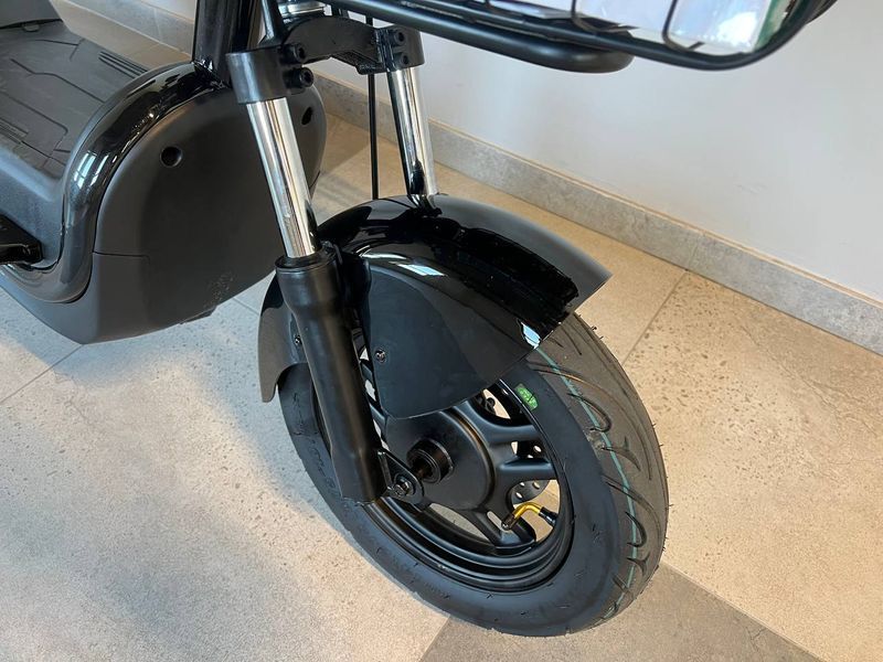 Електроскутер SPARK R1 14" 60V/500W/23Ah чорний 35789278 фото