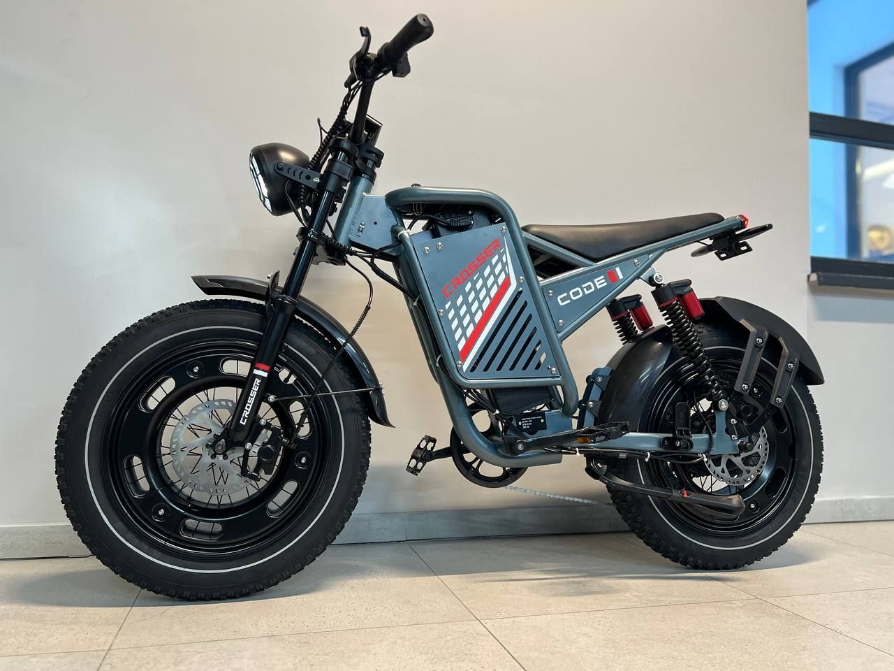 eyページ Купить Электровелосипед Crosser E-CODE 48V/1000W/20Ah 78697-990 в