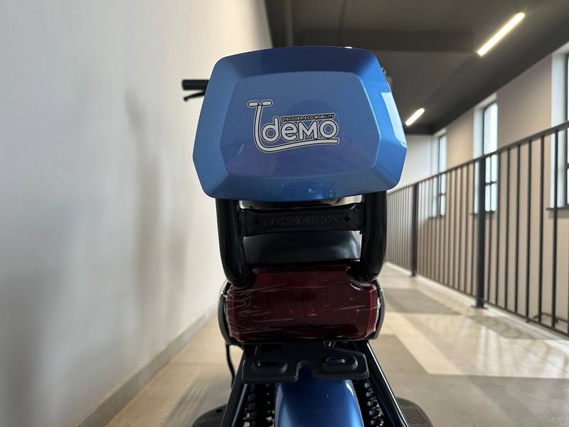 Електроскутер IDemo 500W кислотний акамулятор 98888898998 фото