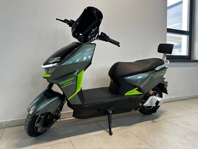 Электроскутер IDemo Thunder PRO W200-LFP 678-98 фото