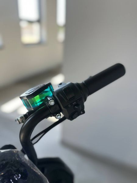 Электроскутер F60 1000W 60v 20ah литиевый аккамулятор 876860-8 фото