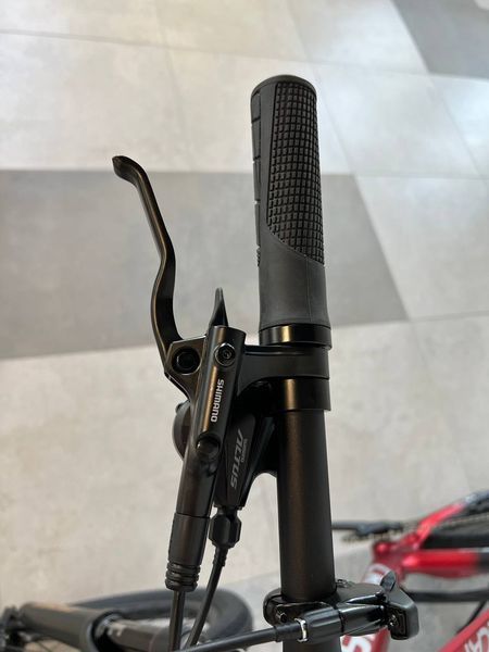 Велосипед CRONUS HURRICANE 27.5" 17.5" красно черный 47547-87 фото