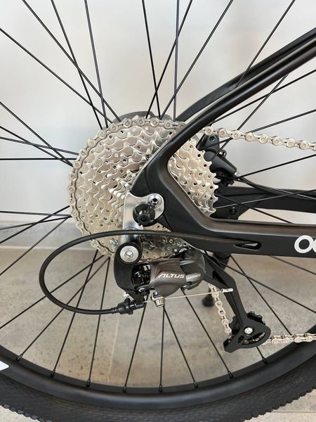 Велосипед CRONUS HURRICANE 27.5" 17.5" красно черный 47547-87 фото
