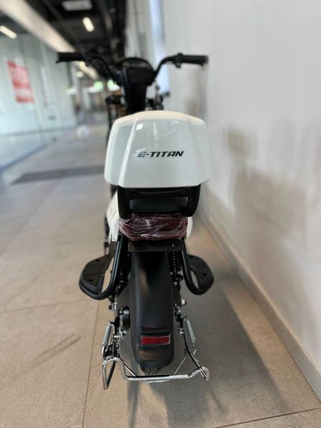 ЕЛЕКТРОСКУТЕР E-TITAN PLAID 16" 48V20А 700w 966r фото
