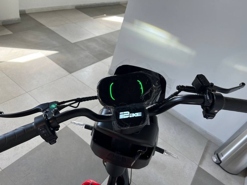 Електроскутер Crosser CR-6 PRO 60V/20AH/600W  96-98797 фото