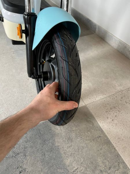 Електроскутер E-TITAN GOLF 14" 48V20А 500w Біло-голубий 2345245 фото
