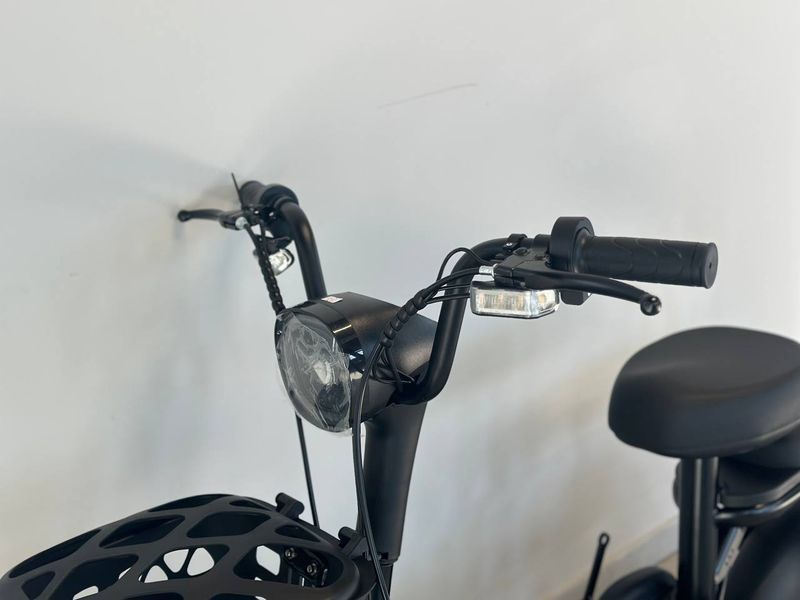Електроскутер E-TITAN GOLF 14" 48V20А 500w Чорний 4523465 фото
