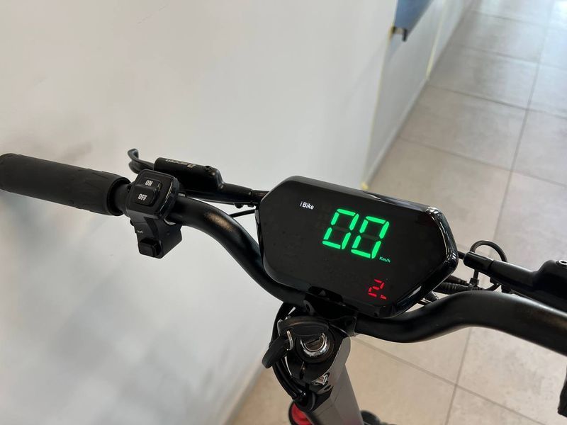 Електросамокат Crosser ROCKET 11" 60V 3200W 26Ah запас 90км 678756-6 фото
