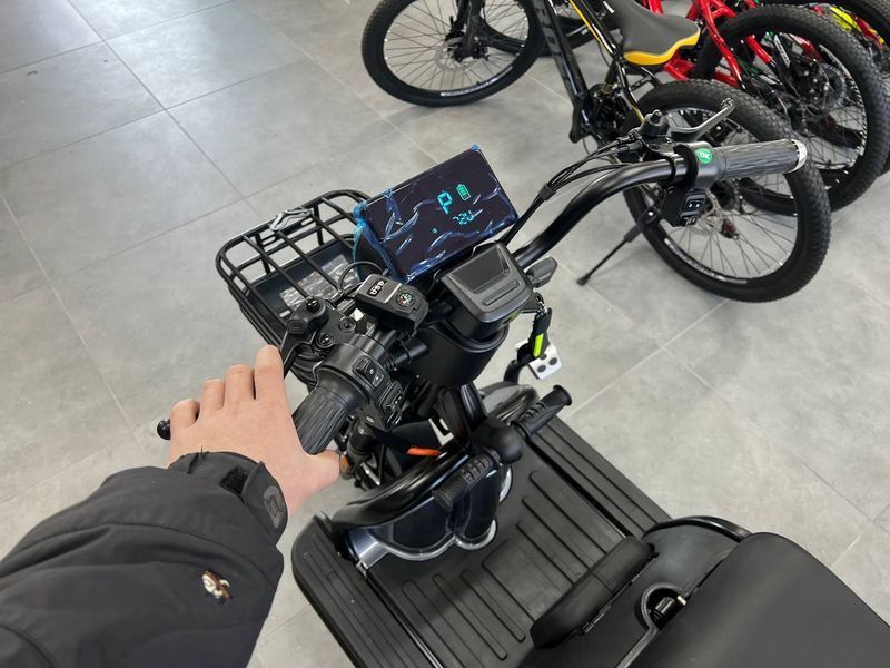 Трехколесный Электроскутер Crosser 72V/20AH/1000W 9657 фото