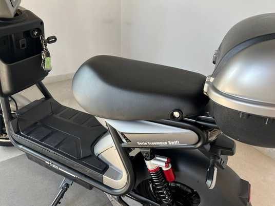 Купить Электроскутер IDemo Freemove Swift GR-800 60V20Ah литиевый