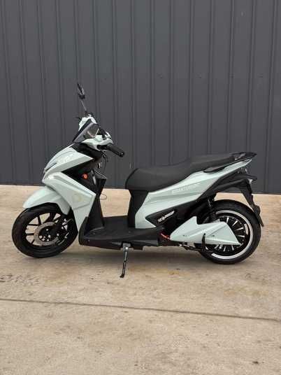 Купити Електроскутер IDemo GranTurismo PRO 2500W 30ah 72w літій